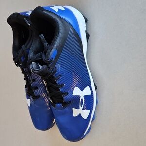 Youth Under Armour Baseball Cleats